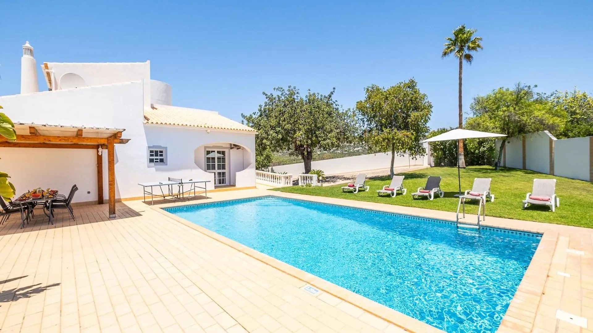 Hillside Villa Retreat Almancil 0*,  Portugal